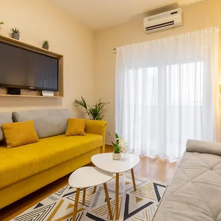Apartament Karla